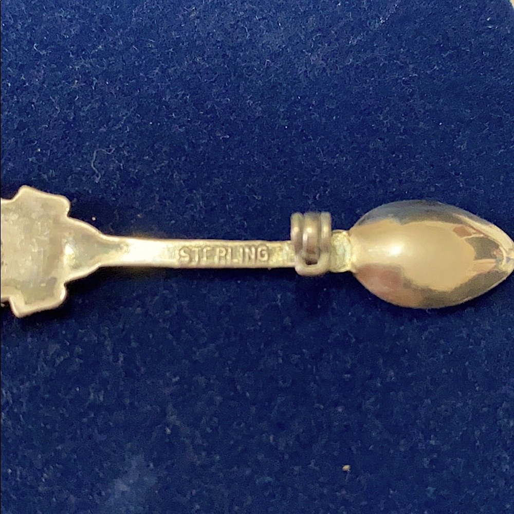 Vintage sterling silver spoon brooch - Picture 2 of 4